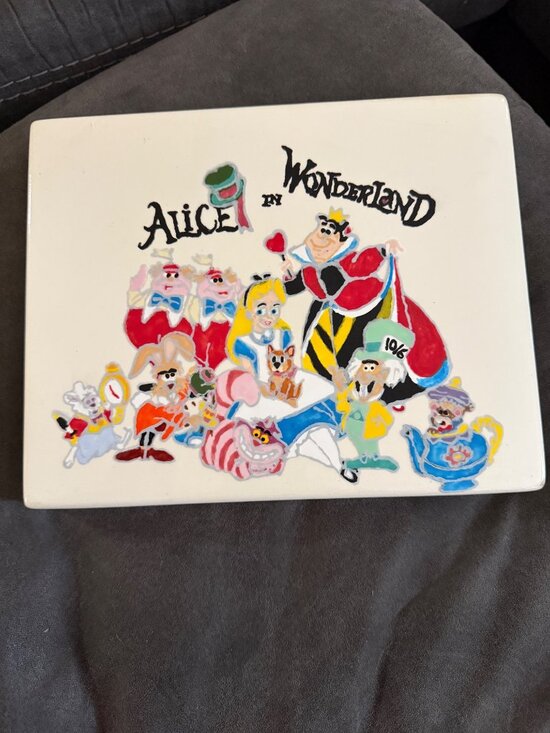 Other - Alice In Wonderland Ceramic Decorative Plaque With Hand-Painted Characters 10x8i